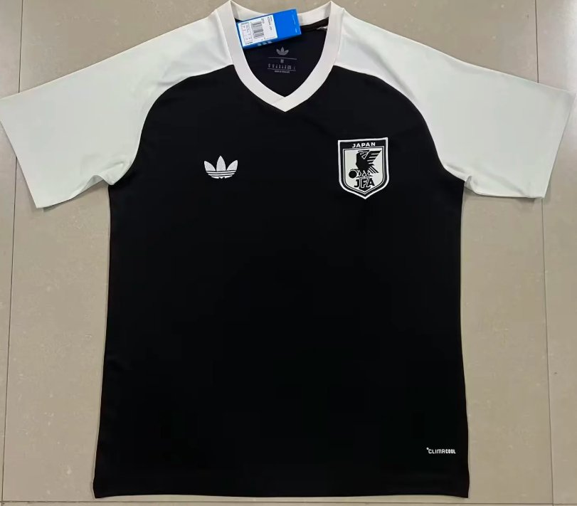 AAA Quality Japan 25/26 Black/White Training Soccer Jersey